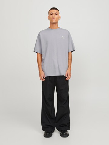 JACK & JONES Bluser & t-shirts 'JCOTriangle' i grå
