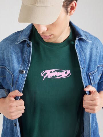 T-Shirt 'Great' WEEKDAY en vert