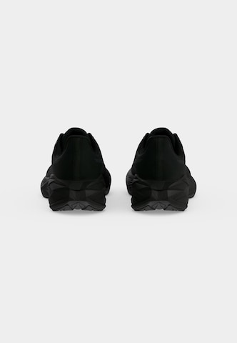 Chaussure de course 'Dynablast 6' ASICS en noir
