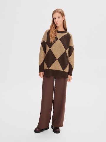 SELECTED FEMME Sweater in Brown