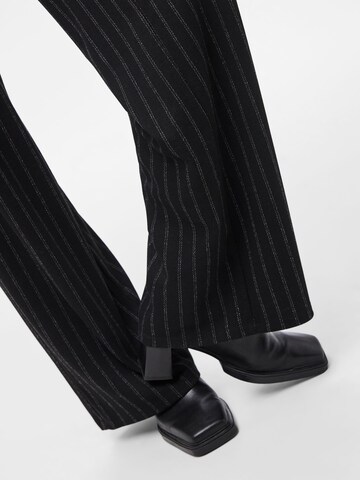 Wide leg Pantaloni 'PCJiannah' di PIECES in nero