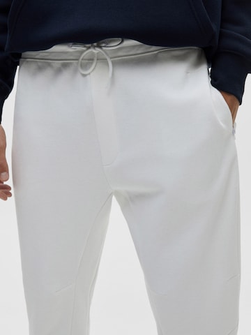 Pull&Bear Tapered Pants in White