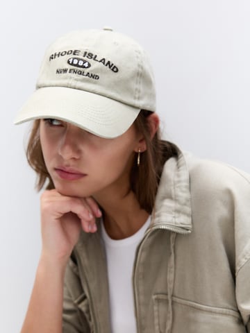 Pull&Bear Cap 'GORRA RHODE ISLAND' in Green