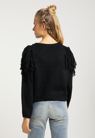 usha FESTIVAL Sweater in Black