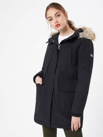 Tommy Jeans Winter Parka in Black: front