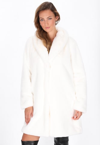 faina Wintermantel 'Fashion Look' in Wit: voorkant