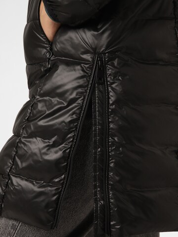 Manteau d’hiver Marie Lund en noir