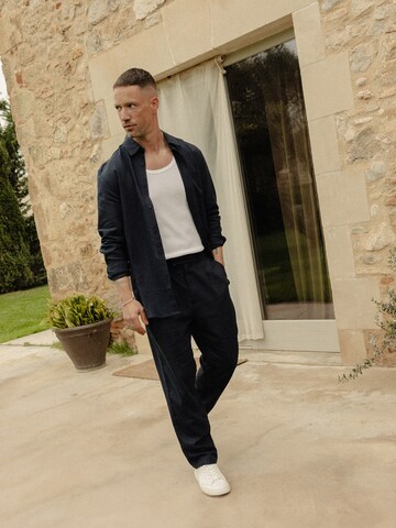 Coupe regular Chemise 'Taha' DAN FOX APPAREL en bleu