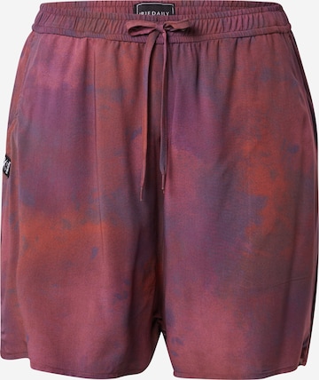 Iriedaily Pants in Purple: front