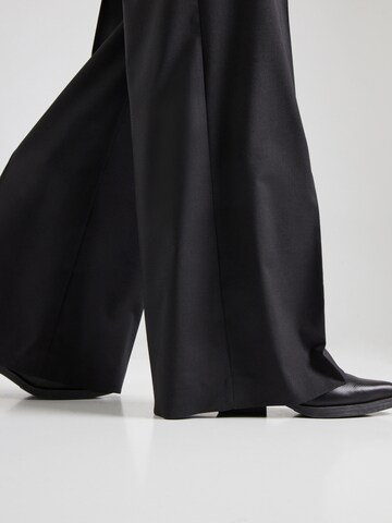 GUESS by Marciano Wide leg Bandplooibroek in Zwart