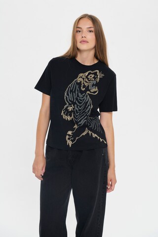 SAINT TROPEZ Shirts i sort: forside