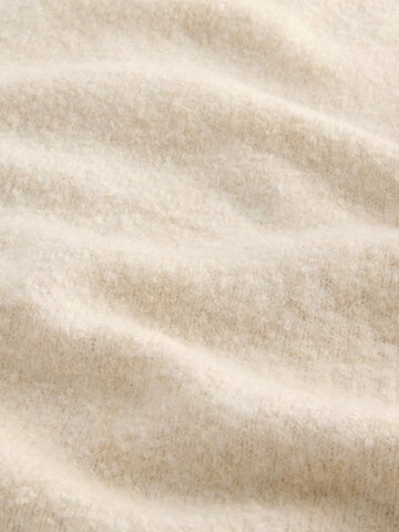 Next Neulepaita värissä beige