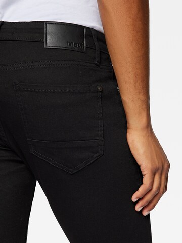 Mavi Slimfit Jeans 'Jake' in Schwarz