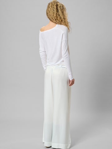 Pullover 'Polly' di My Essential Wardrobe in bianco