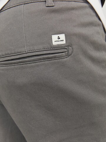 JACK & JONES - Regular Calças chino 'Kane' em cinzento