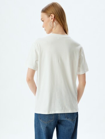 Koton T-Shirt in Beige