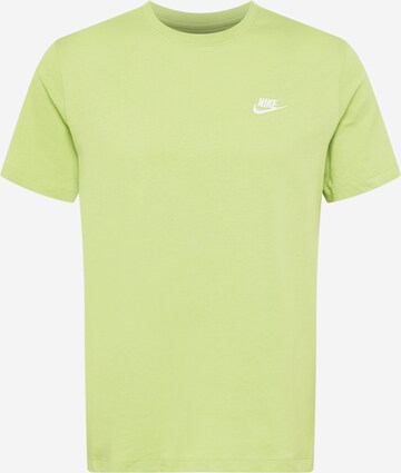 Coupe regular T-Shirt 'Club' Nike Sportswear en vert : devant