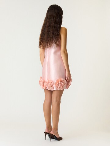 YAS - Vestido en rosa