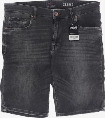 Petrol Industries Shorts in 35-36 in Grey: front