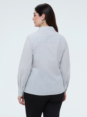 Camicia da donna di Fiorella Rubino in grigio