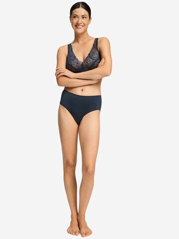 Hanro T-shirt Bra ' Azelia ' in Blue