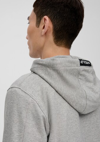 s.Oliver Sweatshirt in Grey