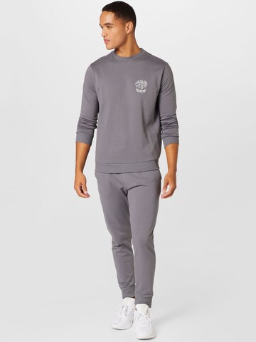 WESTMARK LONDON Sweatshirt 'Line Call' in Grijs