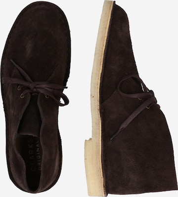 Clarks Originals Chukka Boots in Brown