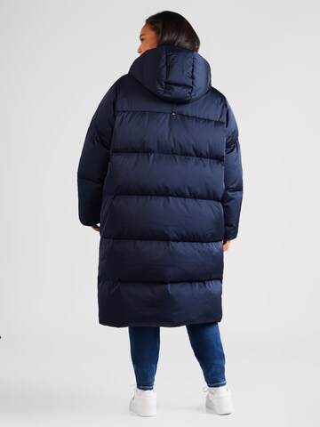 Cappotto invernale di Tommy Hilfiger Curve in blu