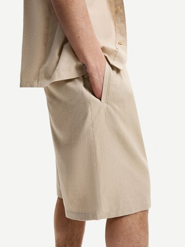 Loosefit Pantaloni di Bershka in beige
