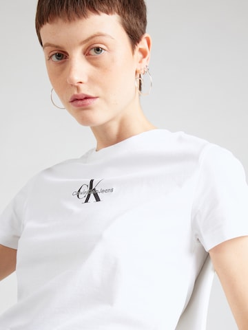 T-shirt Calvin Klein Jeans en blanc