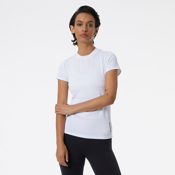 T-shirt fonctionnel 'Perfect Rib Tee' new balance en blanc : devant