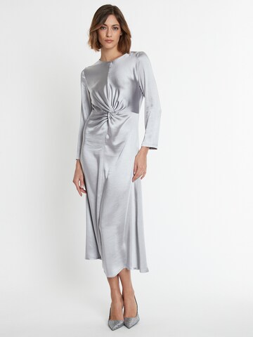 Robe 'Sibel' Ana Alcazar en argent