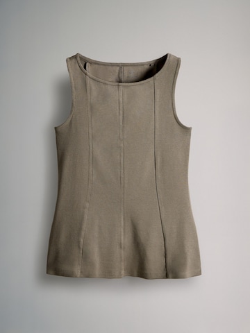 The Set - Top en verde