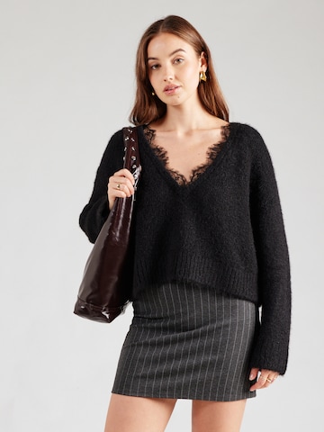 Pull-over Monki en noir : devant