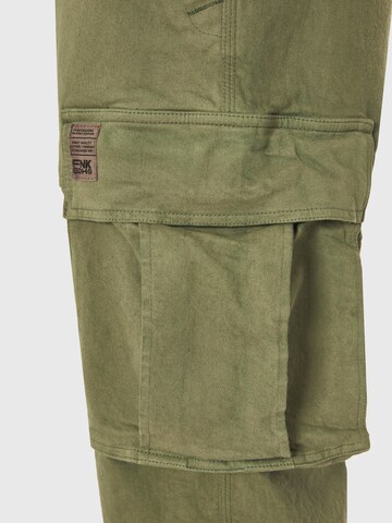 Loosefit Pantalon cargo Funky Buddha en vert
