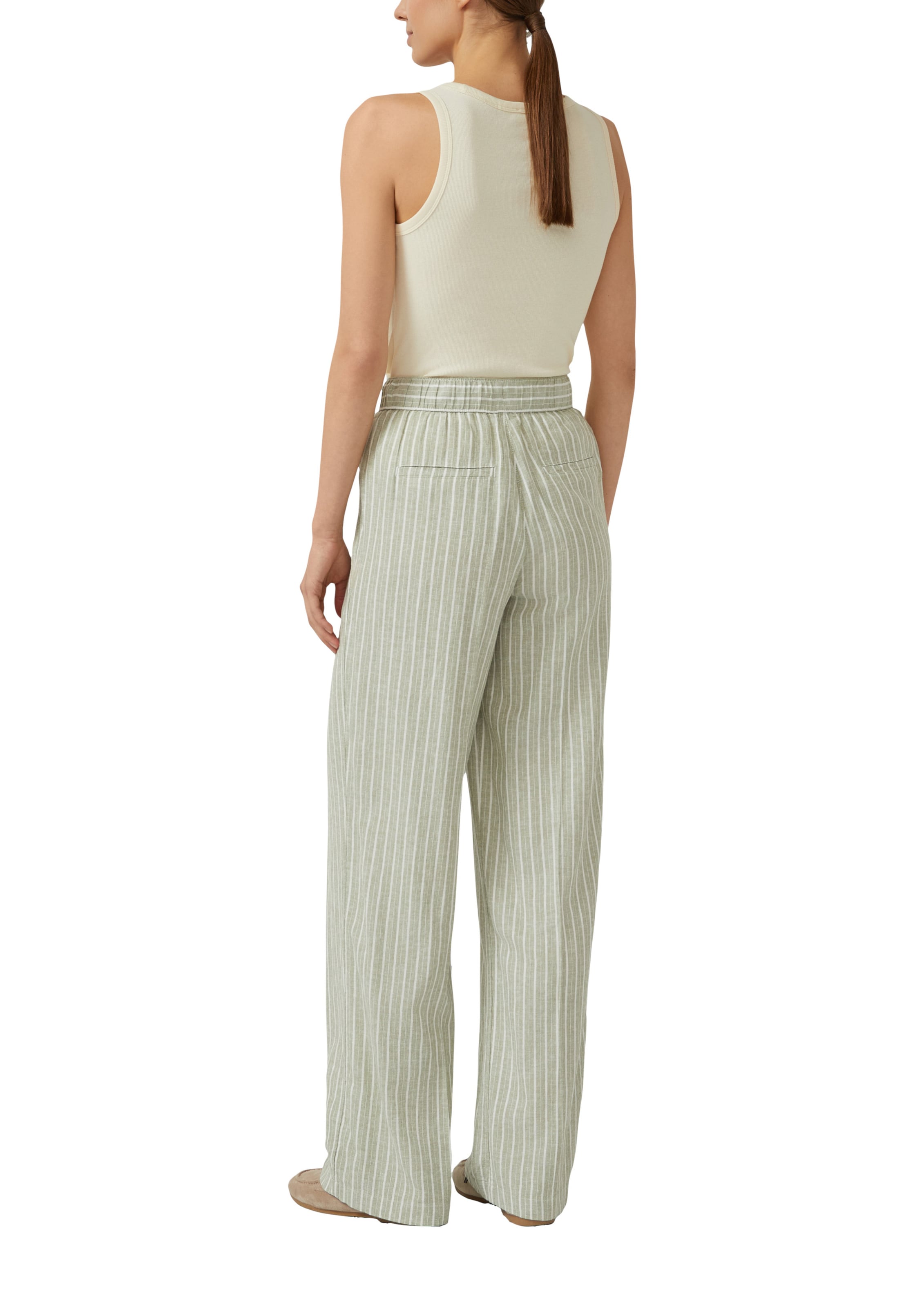 Loosefit Pantalon s.Oliver en vert