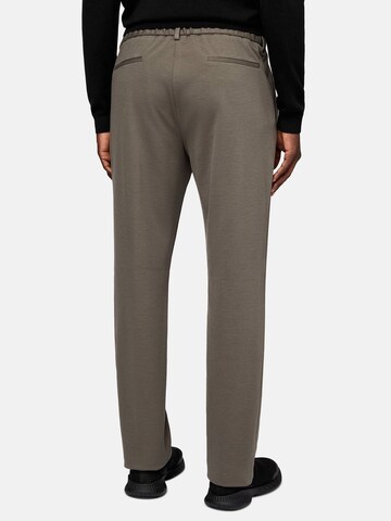 Boggi Milano Regular Pleat-front trousers in Grey