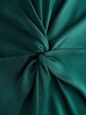 Robe Next en vert