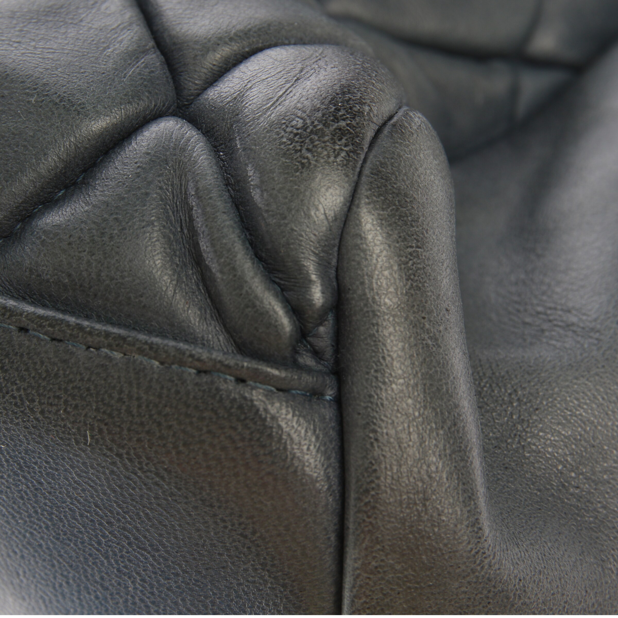 CHANEL Bag in One size in Blue