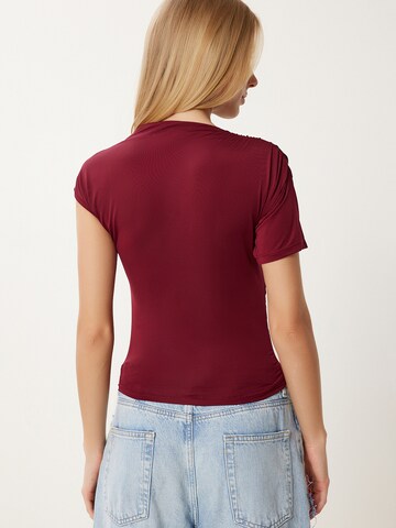 Happiness İstanbul Tričko - Červená