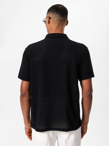 juoda Antioch Patogus modelis Marškiniai