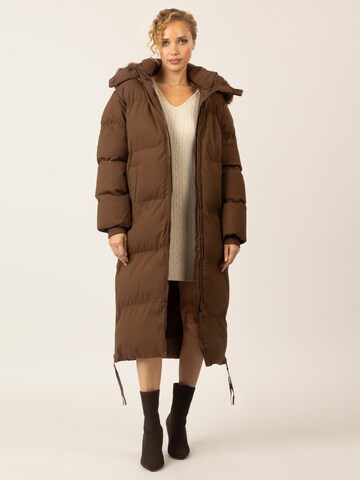 APART Winter Coat in Brown