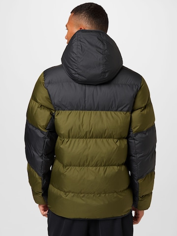 Nike Sportswear Jacke in Grün