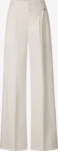 BOGNER Pleat-Front Pants 'Amy' in White: front