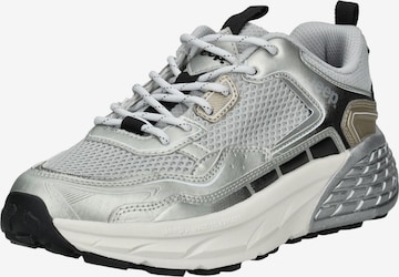 Baskets basses Jeep en argent : devant