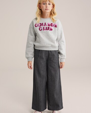 WE Fashion Sweatshirt in Grau: Vorderseite