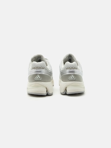ADIDAS ORIGINALS Matalavartiset tennarit 'Adistar Control 5' värissä valkoinen