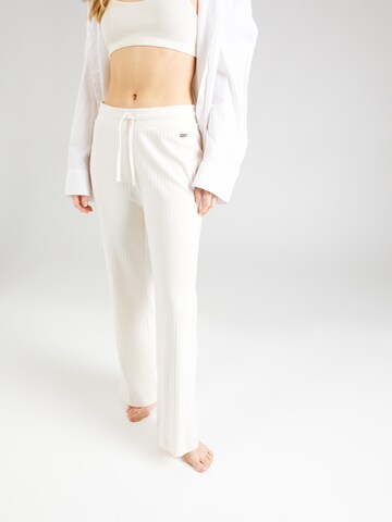 BOSS Flared Pants in White: front