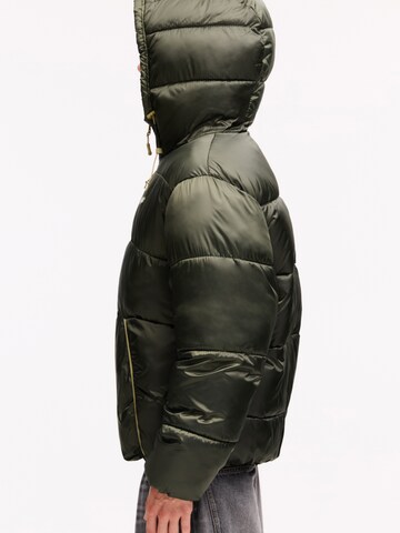 Veste d’hiver Pull&Bear en vert